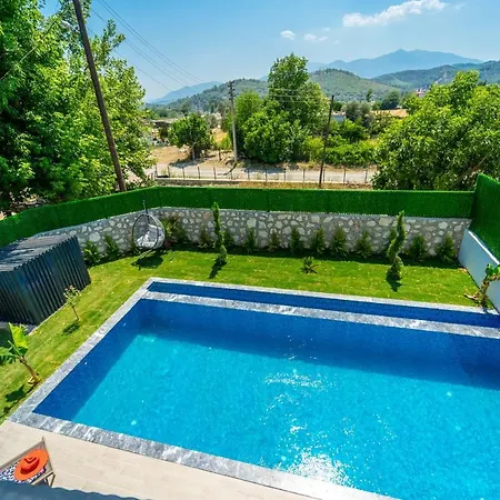 Doga Kemer (Menekse Mahallesi)